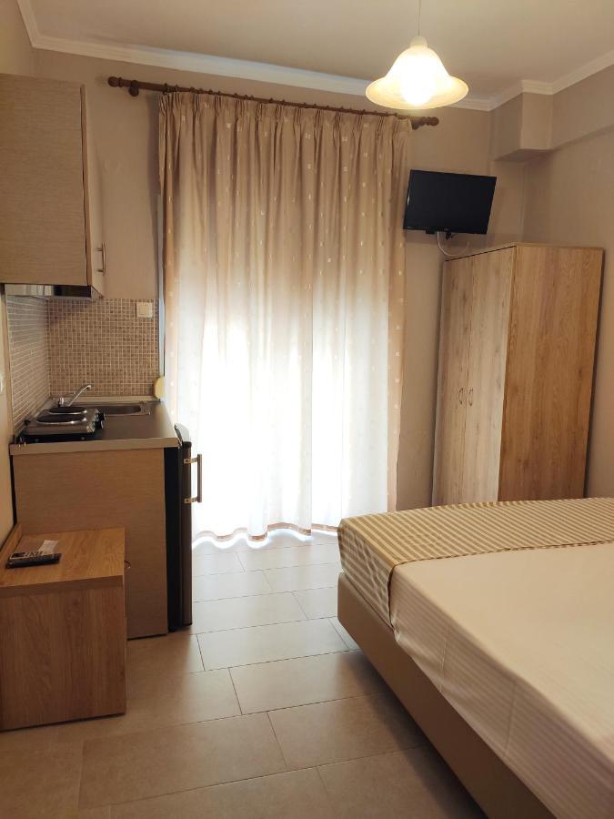 Giannas House Aparthotel Сарти Екстериор снимка