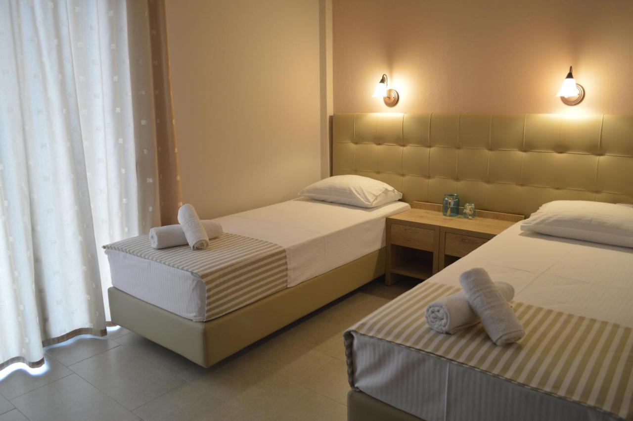 Giannas House Aparthotel Сарти Екстериор снимка