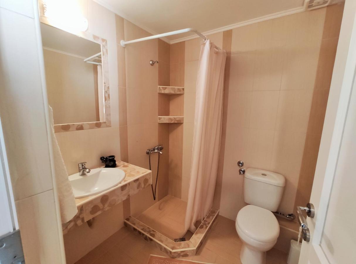 Giannas House Aparthotel Сарти Екстериор снимка